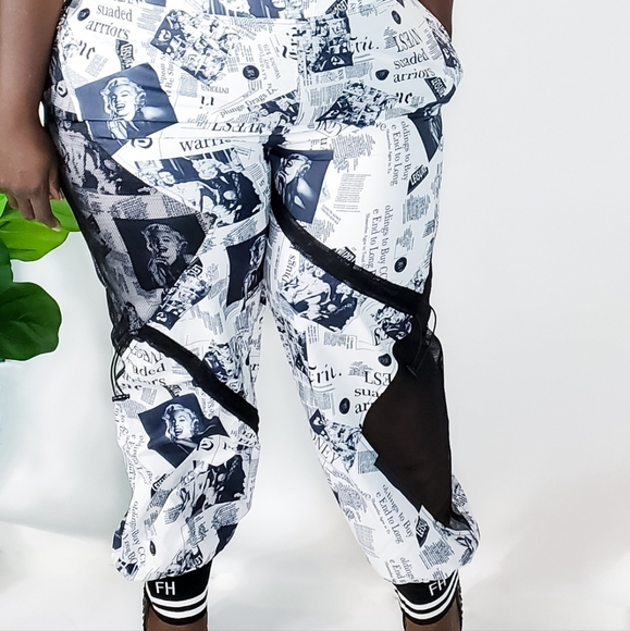 Newsprint Marilyn Joggers - Picture 4 of 7